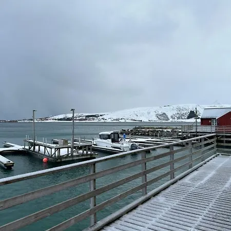 Lofotbua Semesterbostad *