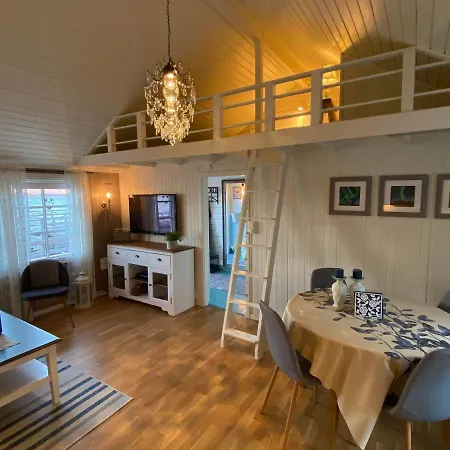 Lofotbua Semesterbostad