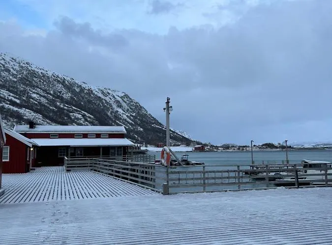 Lofotbua Semesterbostad Offersoya