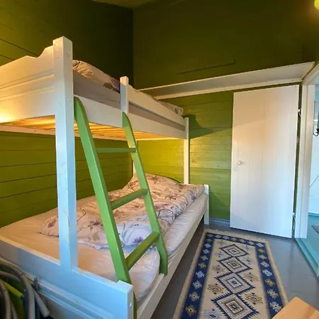 بيت للعطل Lofotbua *